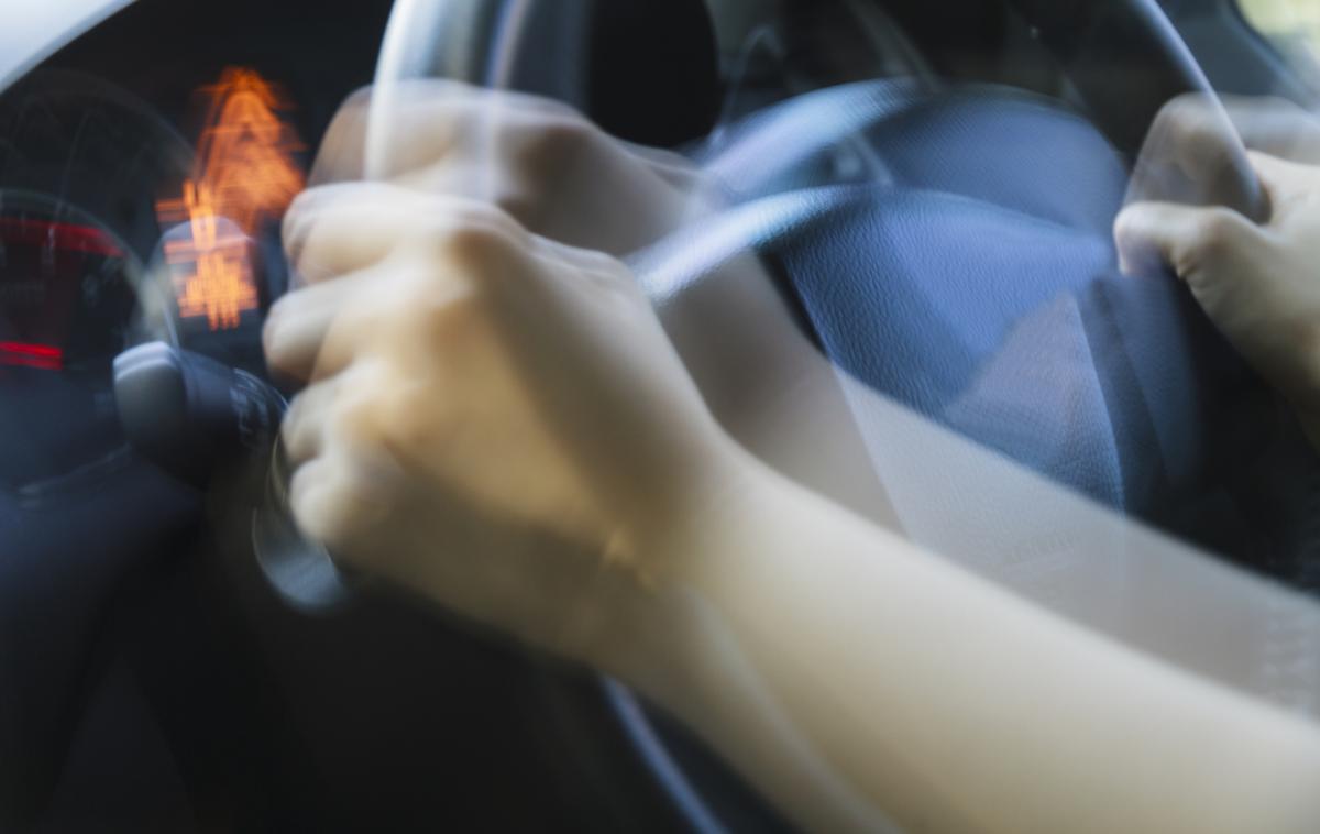alkohol promet vožnja | V letu 2019 je v ZDA na avtocestah zaradi vinjenih voznikov umrlo več kot deset tisoč ljudi. Z novo tehnologijo želijo to število drastično zmanjšati. | Foto Getty Images