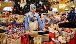 Najbolj razkošna trgovina v Rusiji: obiskovalcev je veliko, a le redki lahko kaj kupijo #foto