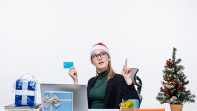 Obvezna božičnica: dobra novica za zaposlene, stres za podjetja