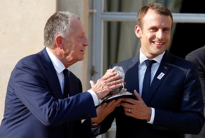 V družbi francoskega predsednika Emmanuela Macrona. | Foto: Reuters