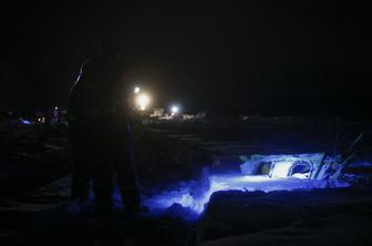 Našli črno skrinjico letala, med žrtvami tudi najstniki in otroci #foto #video
