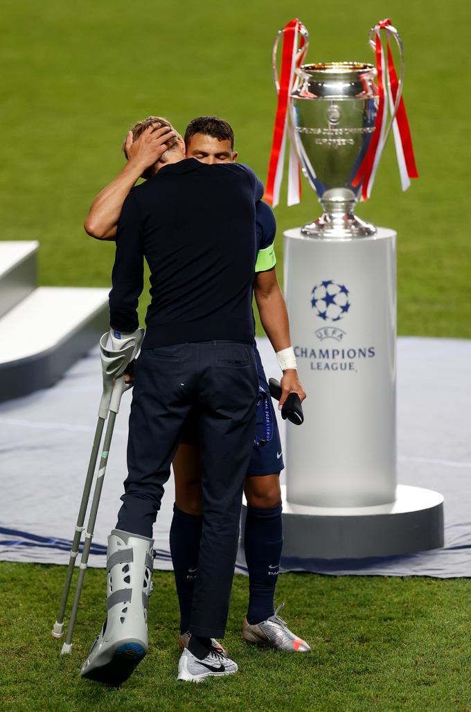 Thiago Silva bi si želel durgačen zaključek zgodbe s PSG, a treba bo dvigniti glave in iti naprej. | Foto: Getty Images