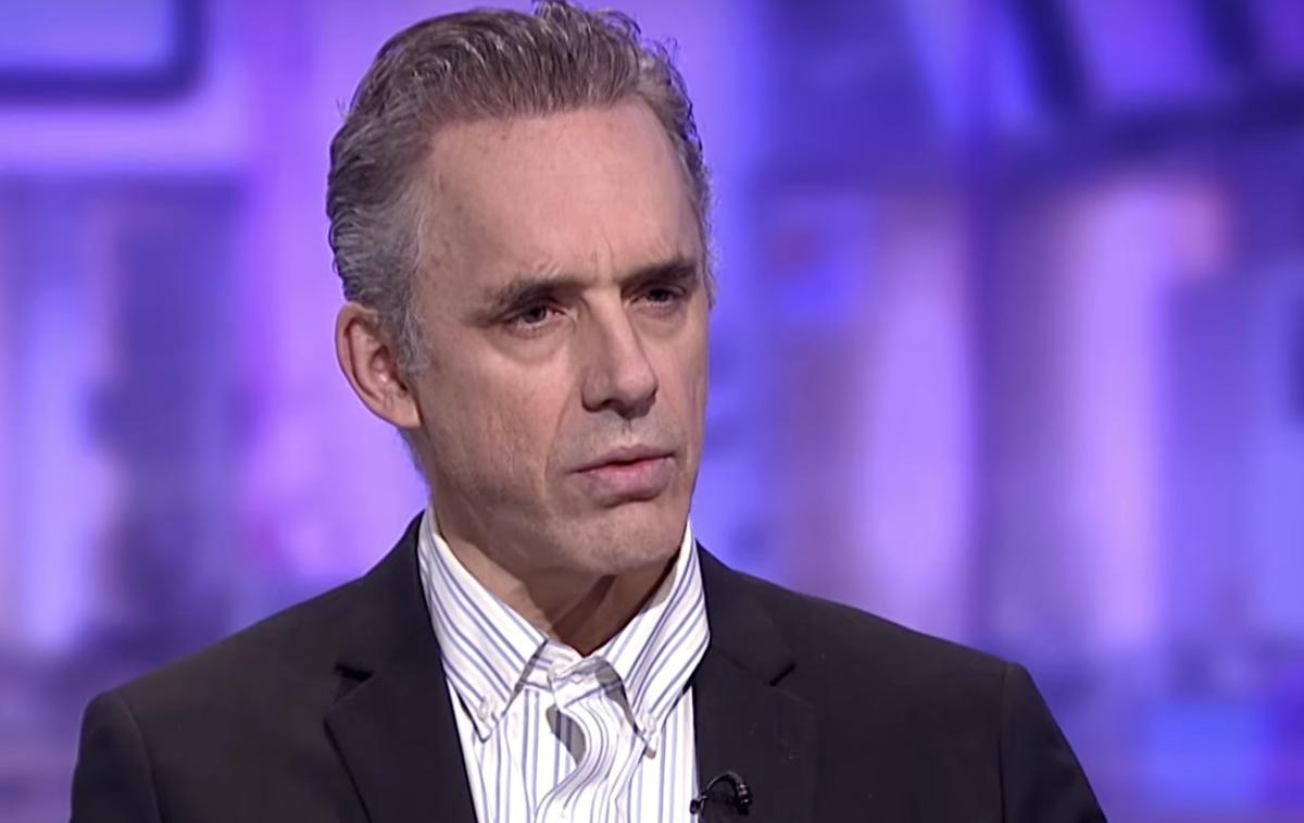 Jordan Peterson | Peterson, ki je od leta 1999 do 2021 poučeval psihologijo na Univerzi v Torontu, je postal pomemben, potem ko je objavil serijo videoposnetkov na YouTubu. | Foto YouTube / BBC