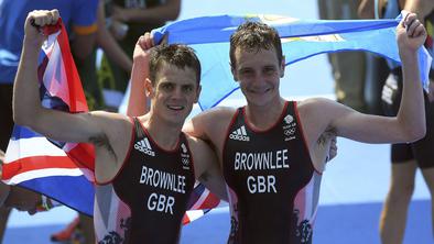 Triatlonska pravljica bratov Brownlee se po Londonu nadaljuje v Riu