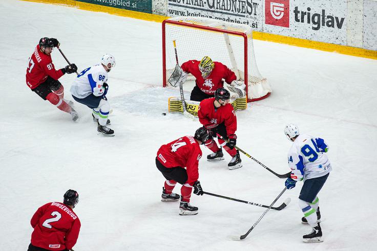 Prvi tekmec Slovencev v torek bo Litva. | Foto: Peter Podobnik/Sportida