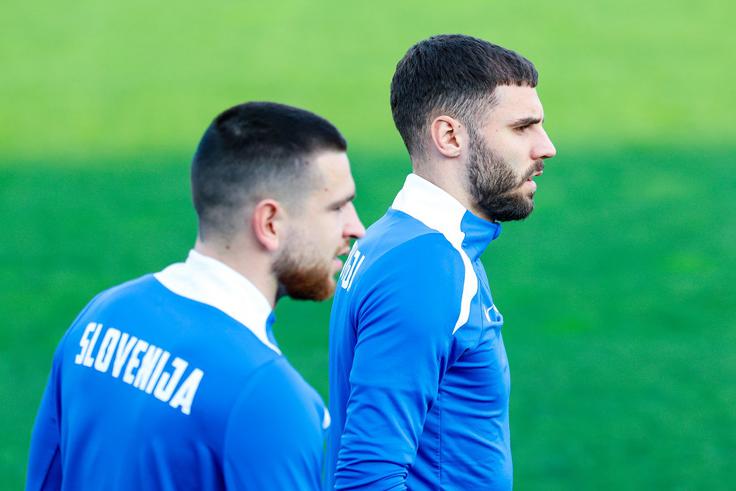 Žan Vipotnik in Danijel Šturm sta na zadnji tekmi Slovenije dosegla vse tri zadetke (3:2). | Foto: Aleš Fevžer
