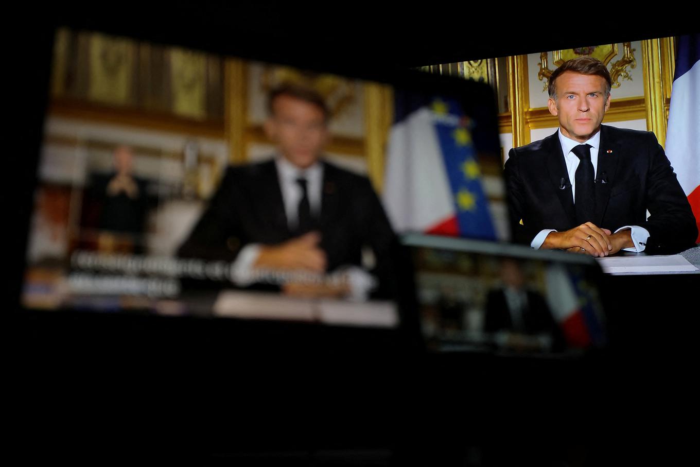 Francija v primežu nasilja: vlada priznava izgubo nadzora