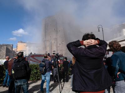 V porušenju dela srednjeveškega stolpa v Rimu več poškodovanih