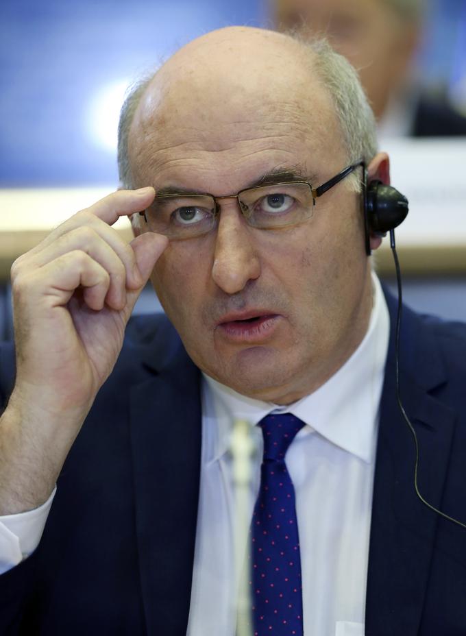 Evropski komisar za kmetijstvo Phil Hogan je slovenskim vinarjem obljubil pomoč pri izkoriščanju razpoložljivih instrumentov za promocijo terana. | Foto: Reuters