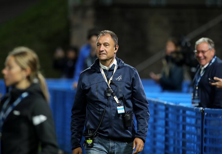 "Nikoli ne silimo športnikov, da skočijo, to je njihova odločitev." | Foto: Guliverimage