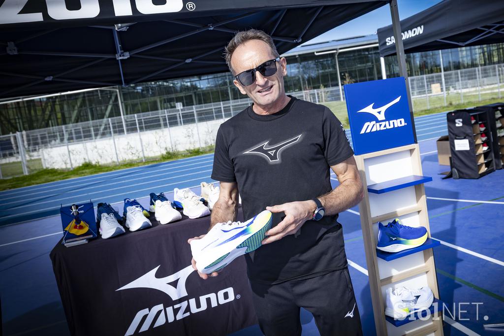 Intersport test tekaških copat