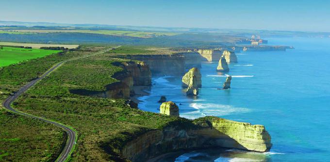 Great Ocean Road velja za eno najlepših cest na svetu. Ta fotografije kaže, zakaj je tako. | Foto: Victoria Australia