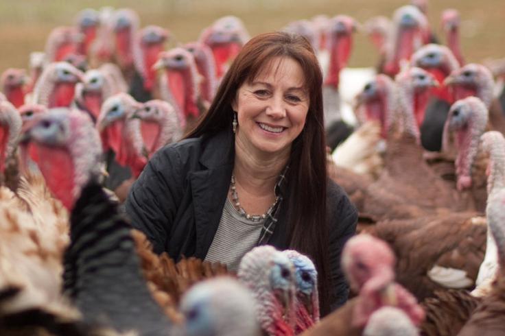 59-letna Sandy Lerner, soustanoviteljica Cisco Systems, največjega proizvajalca telekomunikacijske opreme na svetu, v prostem času na svojem ogromnem ranču prireja srednjeveške viteške turnirje, še posebej pa uživa v dvobojevanju jahačev s sulicami.  |  Foto: Inc.com | Foto: 