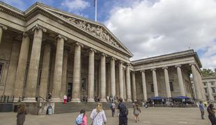 Iz Britanskega muzeja izginilo okoli dva tisoč predmetov