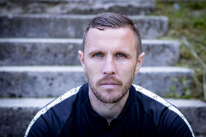 Jasmin Kurtić | Jasmin Kurtić je zadnjo tekmo v karieri odigral 24. novembra 2024, pred dvema mesecema pa je prekinil pogodbo z italijanskim drugoligaškim klubom Südtirol. | Foto Ana Kovač