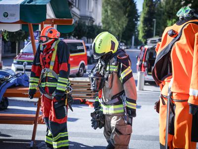 Zagorelo v Osnovni šoli Dušana Muniha Most na Soči, na delu 80 gasilcev