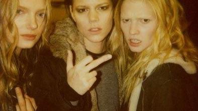 Lara Stone nov obraz Giorgia Armanija