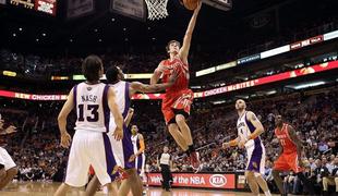 Dragić podaril Phoenixu dve enajstici