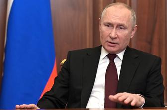 Kaj ima za bregom Vladimir Putin?
