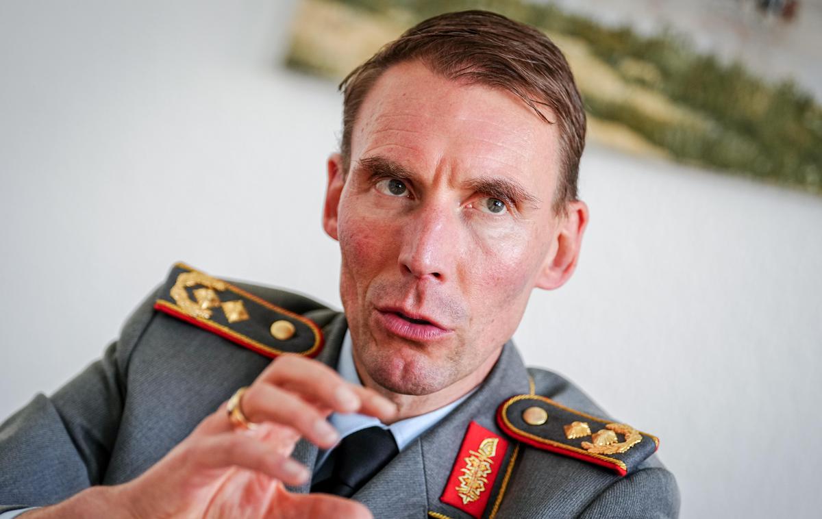 Christian Freuding | Generalmajor Christian Freuding trdi, da ruska vojska iz meseca v mesec pridobiva več tankov, streliva, raket in brezpilotnih letal. | Foto Guliverimage