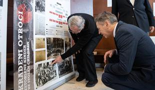 Kranjski gimnazijci pripravili dogodek v spomin na žrtve holokavsta #foto