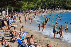 Previdno na hrvaških plažah, ponekod za varnost skrbijo celo policisti