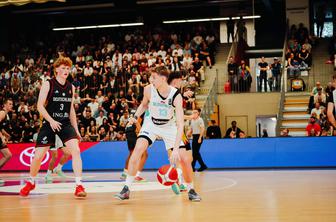 Velik uspeh mladih slovenskih košarkarjev