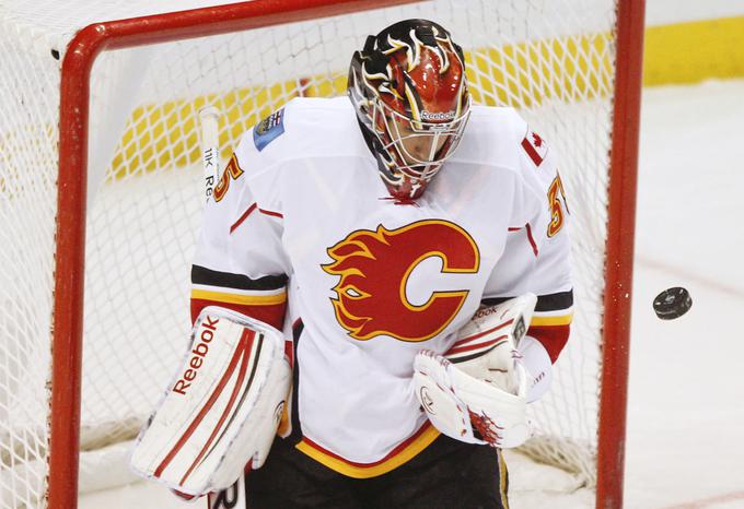 Šved Henrik Karlsson je prvo upanje Kazahstana med vratnicama. Naturalizirani 34-letnik zadnja leta brani v ligi KHL, ima pa tudi izkušnje iz lige NHL. Za Calgary Flames je igral na 26 tekmah (leta 2011). | Foto: Reuters
