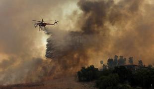 Katastrofa v Kaliforniji zahtevala že 23 življenj #video