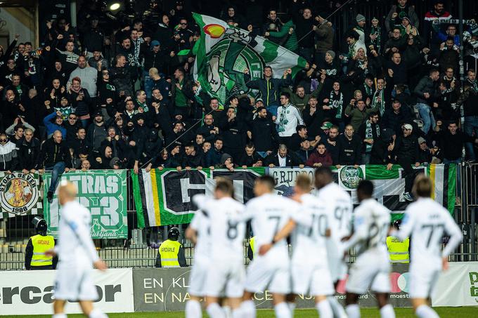 Ko so zeleno-beli nazadnje gostovali v Mariboru, jih je na tribunah bodrila večja skupina navijačev. Danes bo Ljudski vrt sameval. | Foto: Grega Valančič/Sportida