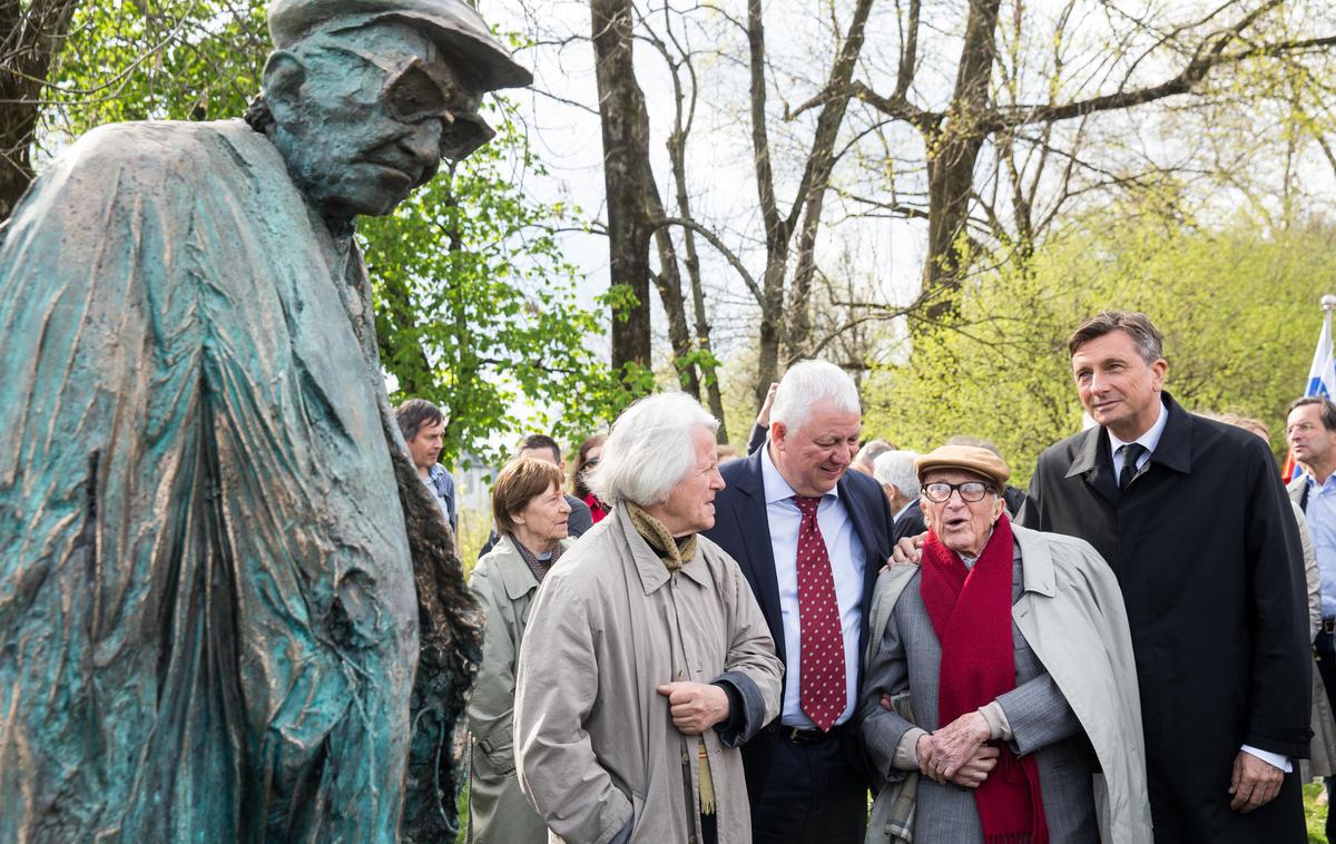 Boris Pahor spomenik | Foto Vid Ponikvar