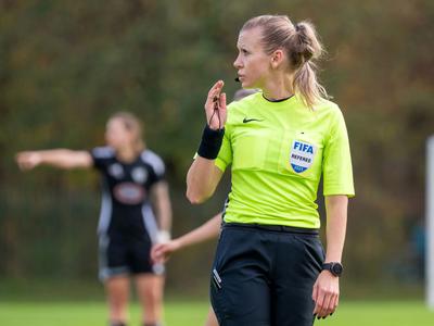 Slovenija česa takega še ni videla, Aleksandra Česen piše zgodovino