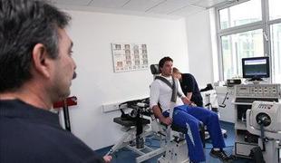 Kozmus okreva s pomočjo ''čudežne'' tekočine