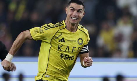 Cristiano Ronaldo navdušil s škarjicami, navijači so se držali za glavo #video