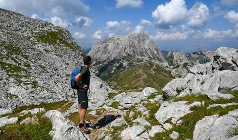 S priljubljenega smučišča na najlepši razglednik v Karnijskih Alpah #video