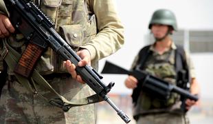 Turške sile brez soglasja Bagdada na urjenje vojakov v Mosul