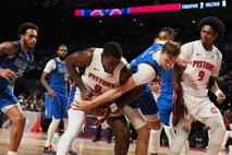 Detroit Pistons, Dallas Mavericks