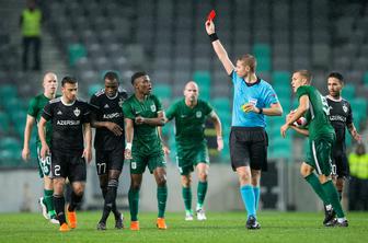 Qarabag v deževnih Stožicah razžalostil Olimpijo