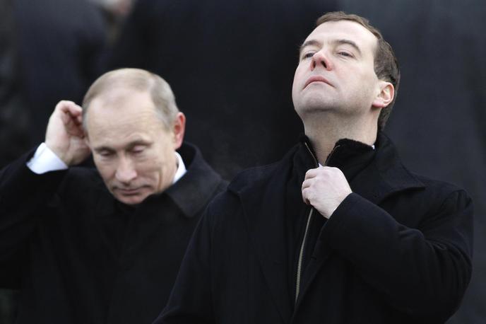 Dmitrij Medvedjev in Vladimir Putin | Dmitriju Medvedjevu se ne zdi nemogoče, da bi si Trump v prihodnjih dneh spet premislil in pozval Ukrajino k predaji. | Foto Guliverimage