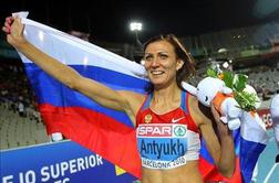 Antjukova prepričljivo na nizkih ovirah