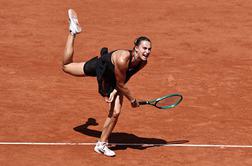 Sabalenka brez oddanega niza v četrtfinale, Veronika Erjavec se poslavlja