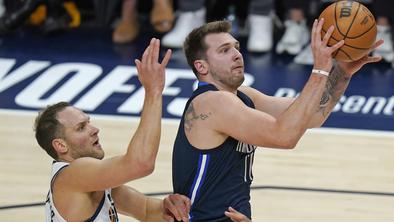 Velika vrnitev Dončića z napako, Dragić v težavah