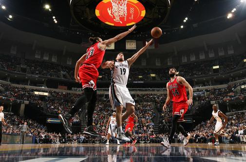 Beno Udrih blestel, nato pa se poškodoval