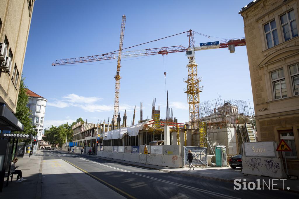 Projekt Šumi. gradbeništvo gradbišče