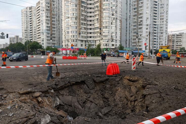 Posledice ruskega napada na Kijev. | Foto: Reuters