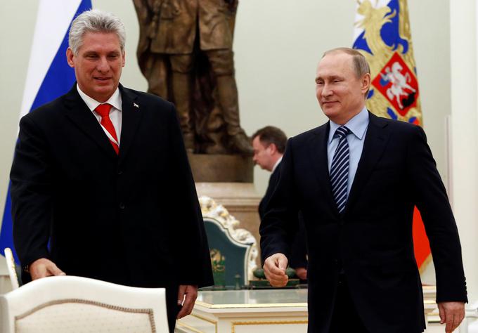 Kubanski podpredsednik Diaz-Canel že tke stike po svetu. Med drugim se je maja letos v Kremlju srečal z ruskim predsednikom Vladimirjem Putinom.  | Foto: Reuters