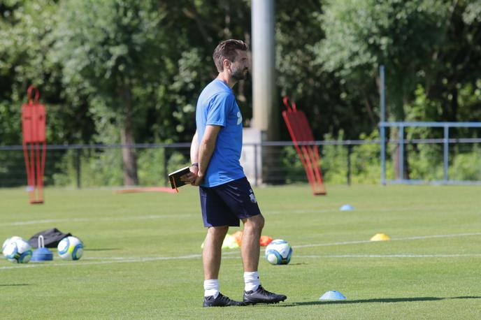 Luka Elsner | Luka Elsner med prvim treningom v vlogi trenerja Amiensa. | Foto Laouenan Boully
