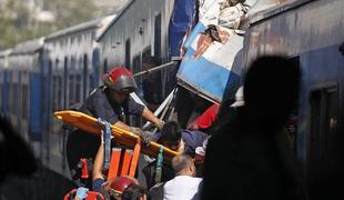 Foto in video: v nesreči vlaka v Buenos Airesu na desetine mrtvih