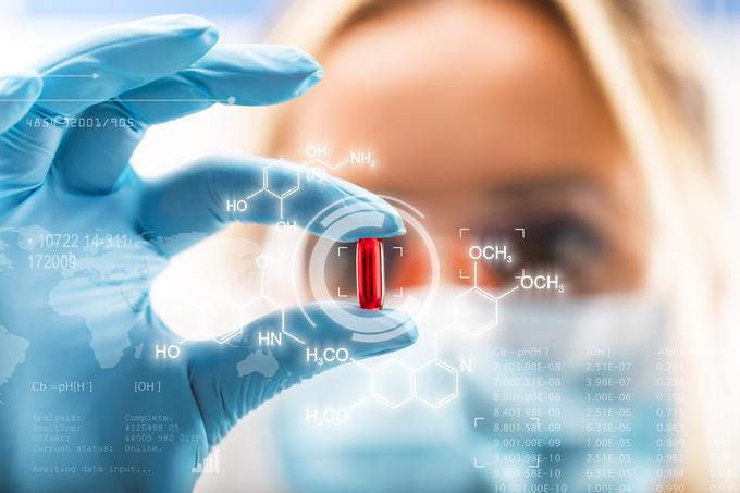 Vsa nova zdravila, ki so na voljo v Evropi, mora najprej preveriti in registrirati Evropska agencija za zdravila (fotografija je simbolična). | Foto: Getty Images