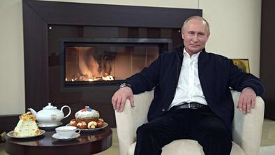 Putin bo lahko predsednik še dva mandata